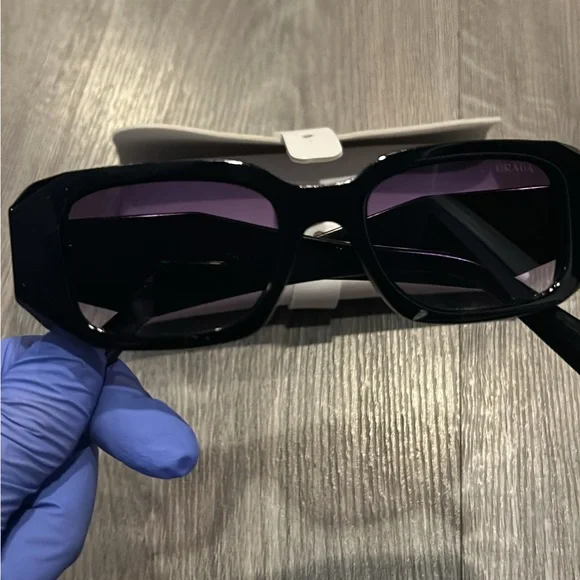 Prada Sleek Black Sunglasses - Picture 4 of 8